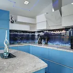 In Fa Ana Near With Pool *