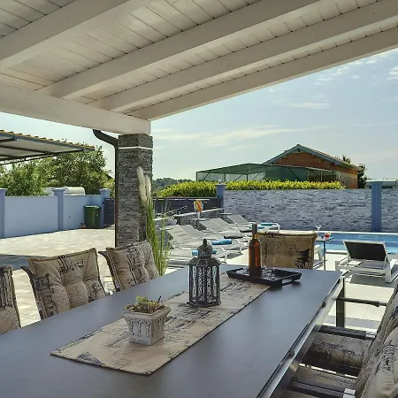 Modern In Fa Ana With Private Pool Villa *