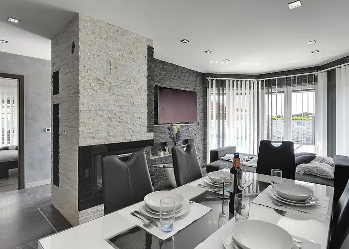 Villa In Fa Ana Near With Pool *